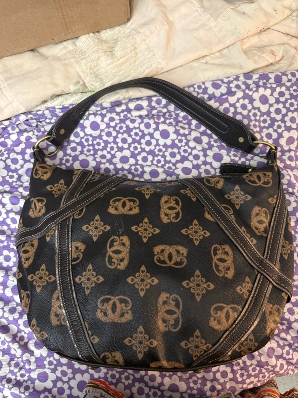Sharif Vintage Y2K Leather Star Studded Hobo Bag